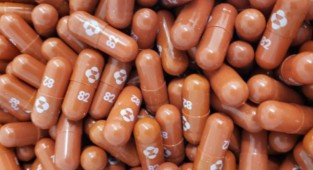 Covid-19'da umut veren ilaç: Karantina süreleri azalacak