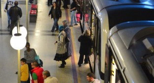 Cumhuriyet Bayramı’nda İzmir’de ulaşım yüzde 50 indirimli