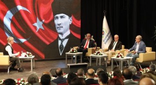 Cumhuriyet ve kazanımları Gaziemir’de konuşuldu