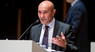 Depremin yıl dönümünde Başkan Soyer’den durum raporu