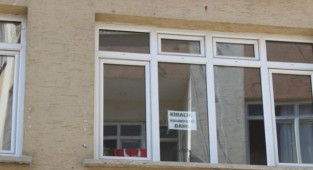 Fırsatçılardan yeni hamle: Kiralık evler açık arttırmaya çıktı!