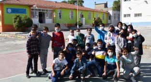 Foça Belediyesi'nden eğitime destek