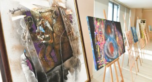 Göçebe Tuvaller Çiğli'de sergileniyor