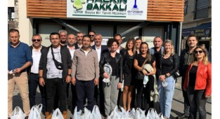 İZELMAN'da TİS sonrası Halkın Bakkalı sevinci