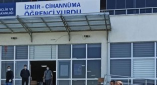 İzmir'deki KYK yurdunda kadınlara pijama yasağı: 'Ahlaki değil'