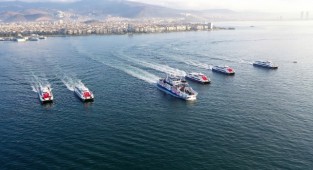 İzmir trafiğinde deniz ferahlığı