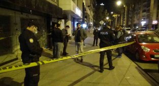 İzmir'de alkollü gençler arasında bıçaklı kavga: 1 ölü