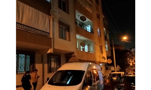 İzmir'de tartışma sonrası bir erkeği bıçaklayarak öldüren kadın tutuklandı