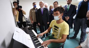 Konak Engelsiz Yaşam Köyü’nden başarı öyküsü