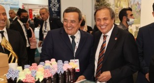 Konak standına Tarım Zirvesi'nde yoğun ilgi