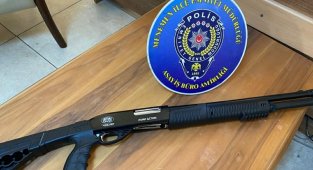 Polis aracını kurşunlamış gibi yaptı... Gözaltına alındı!