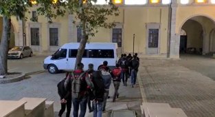 Sosyal medyadan muz paylaşımı yapan 8 Suriye uyruklu şahıs yakalandı