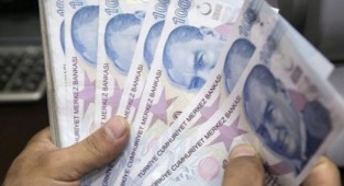 Türkiye'de milli gelir ilk kez 7 yıl üst üste azaldı