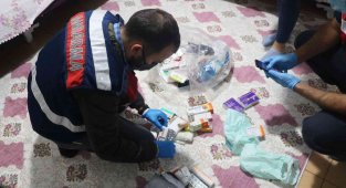İzmir'de 'Yeşil Reçete' şebekesine operasyonda 26 gözaltı