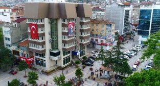 AKP’li belediyenin borcu dudak uçuklattı 