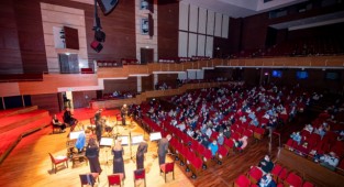 ASSM'de kış perdesi Barok Müzik Günleri ile başladı