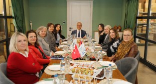 Başkan Arda girişimci kadınlarla buluştu