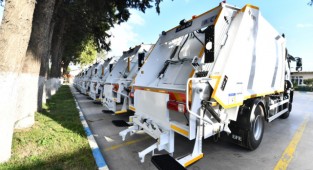 Büyükşehir'den ilçe belediyelerine çöp kamyonu desteği