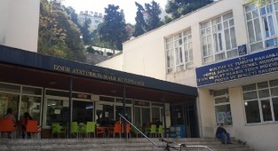 Çürük diye yıkıldı, dört yıldır çivi bile çakılmadı!