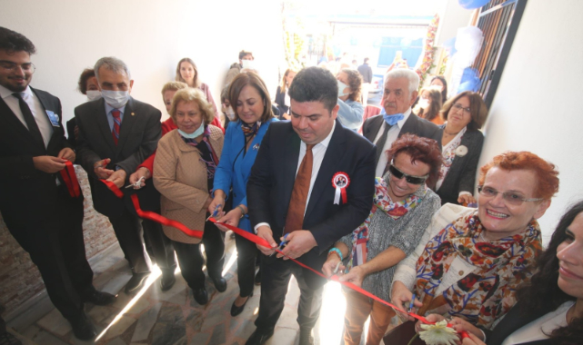 ÇYDD'nin Gençlik Merkezi Buca'da açıldı