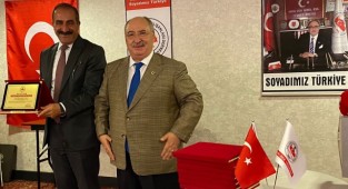 Ege Yaş Meyve Sebze İhracatçıları Birliği'ne büyük onur