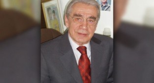 Eski İçişleri Bakanı hayatını kaybetti