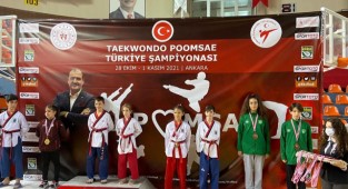 Gaziemir’in şampiyon Taekwondocuları
