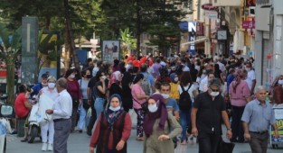 Haftalık vaka haritası açıklandı: İzmir yükselişte
