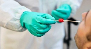 İzmir’de hastaneler AKP’liler için çalıştı: PCR testi mesaisi!