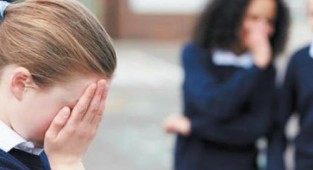 İzmir'deki 'Akran zorbalığı' yargıya taşındı