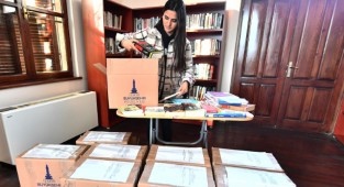 İzmir’den Türkiye’nin dört bir yanına kitap desteği