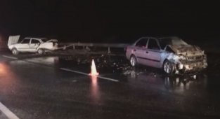 İzmir'de feci kaza: 1 ölü, 2 yaralı