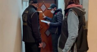 İzmir'de FETÖ operasyonu: 25 gözaltı