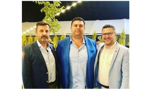 İzmir'de MHP'den 3 meclis üyesi istifa etti