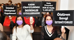 Narlıdere'nin kadınları 'şiddete hayır' dedi! 