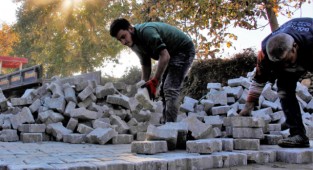 Ödemiş’te kilit parke taş seferberliği 