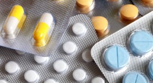 Türk Eczacılar Birliği'nden 'ilaç yokluğu' açıklaması