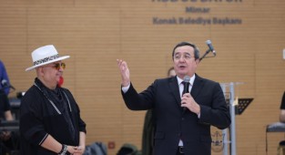 Başkan Batur: Konak sizlerle daha güzel