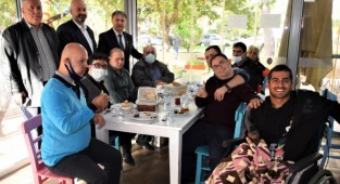 Başkan İduğ, engelli bireylerle buluştu 