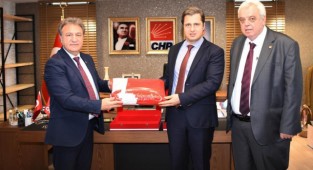 Başkan İduğ ve Çapın'dan Yücel'e hayırlı olsun ziyareti