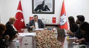 Batur’dan gençlere tam destek