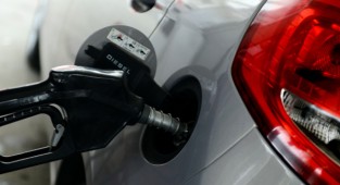 Benzine zam geliyor!