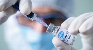 Biontech, Omicron'a karşı ne kadar etkili?