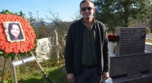 Ceren Özdemir, vefatının ikinci yılında mezarı başında anıldı 