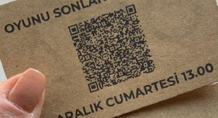 CHP'nin Mersin mitingine 'Squid Game'li çağrı