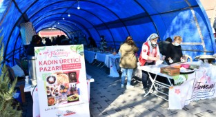 Çiğli Flamingo Kadın Kooperatifi’nden “Organik Ürünler” pazarı