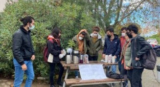 DEÜ'de ücretsiz çay dağıtan 4 öğrenciye soruşturma!