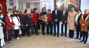 Foça Belediyesi Kadın Dayanışma Merkezi açıldı