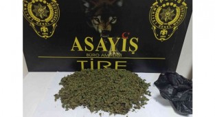 İzmir'de 31 kilo esrar ele geçirildi