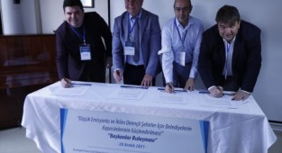 İzmir'de CHP'li 4 başkandan iklim kriziyle mücadelede işbirliği